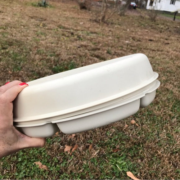 Vintage Tupperware Veg/Fruit/Chips and Dip Set w/Cover --  2 Piece Set - Picture 5 of 15